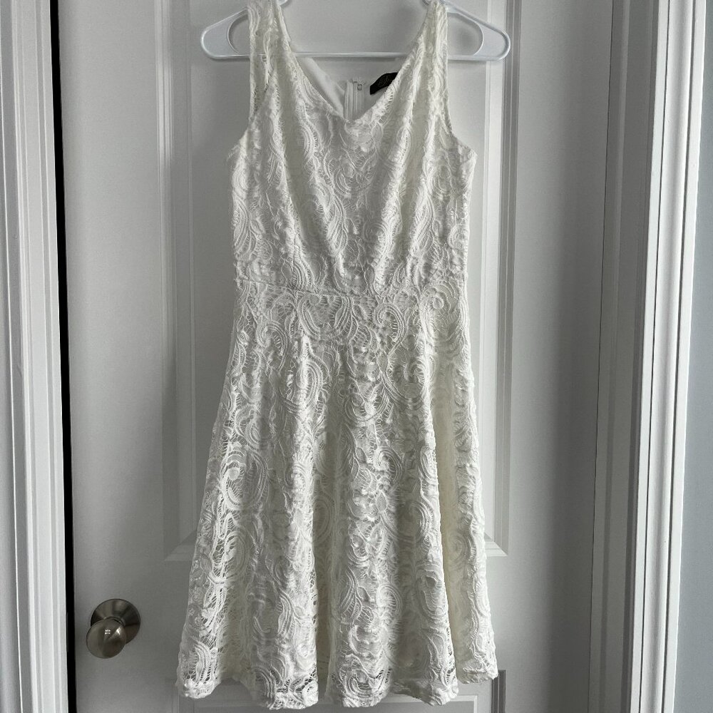 White floral lace dress v neck